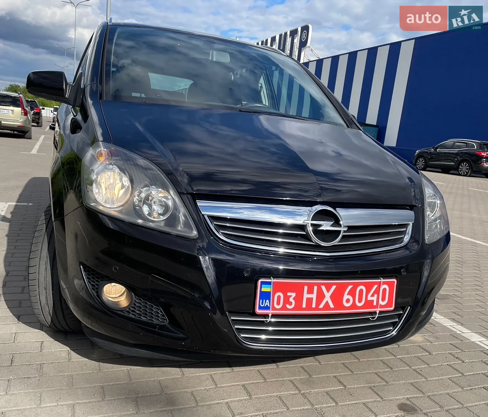2010 Opel Zafira - мініатюра 2