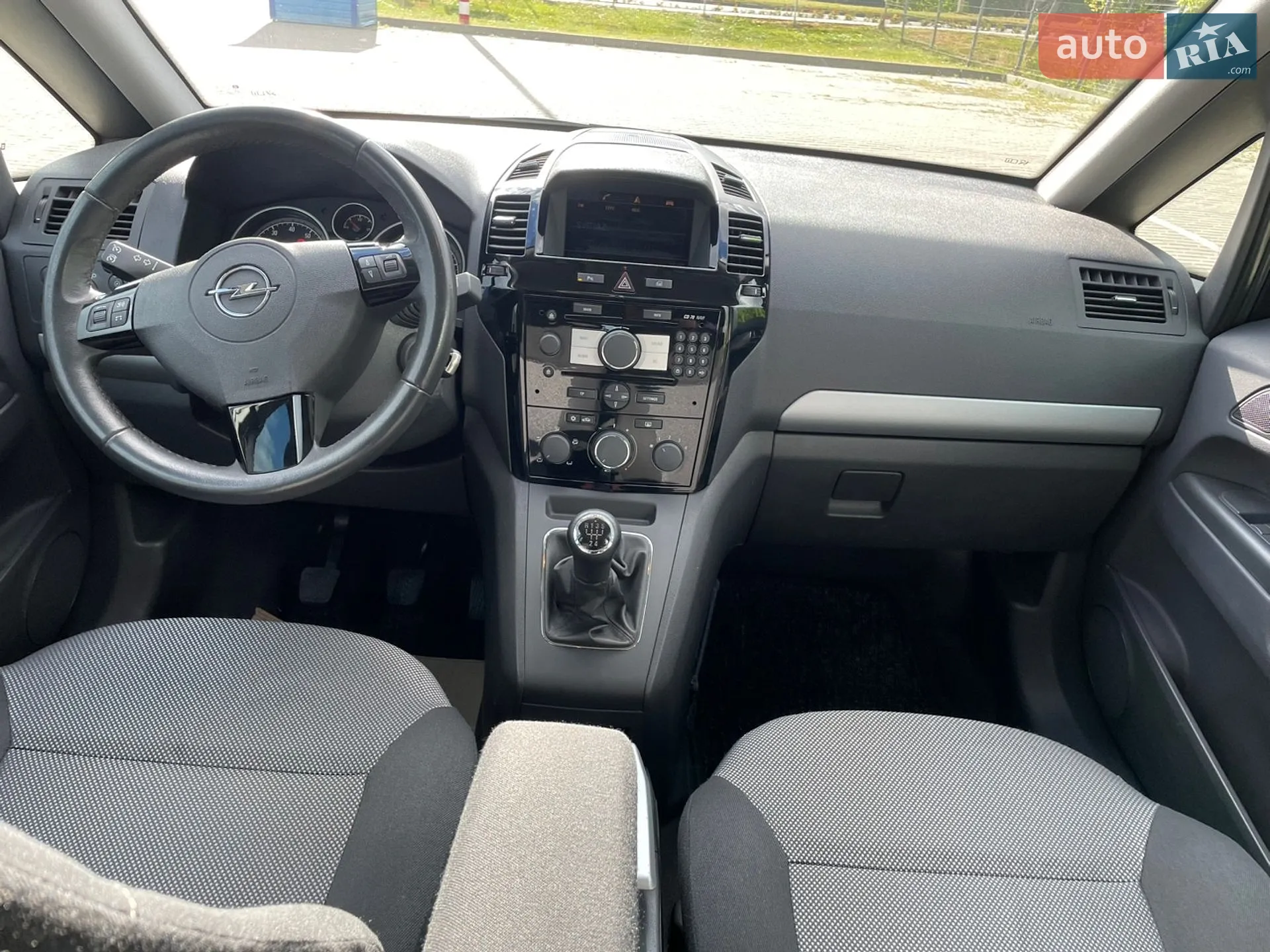 2010 Opel Zafira - мініатюра 18