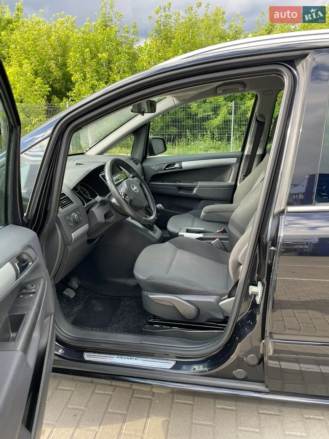 2010 Opel Zafira - мініатюра 22