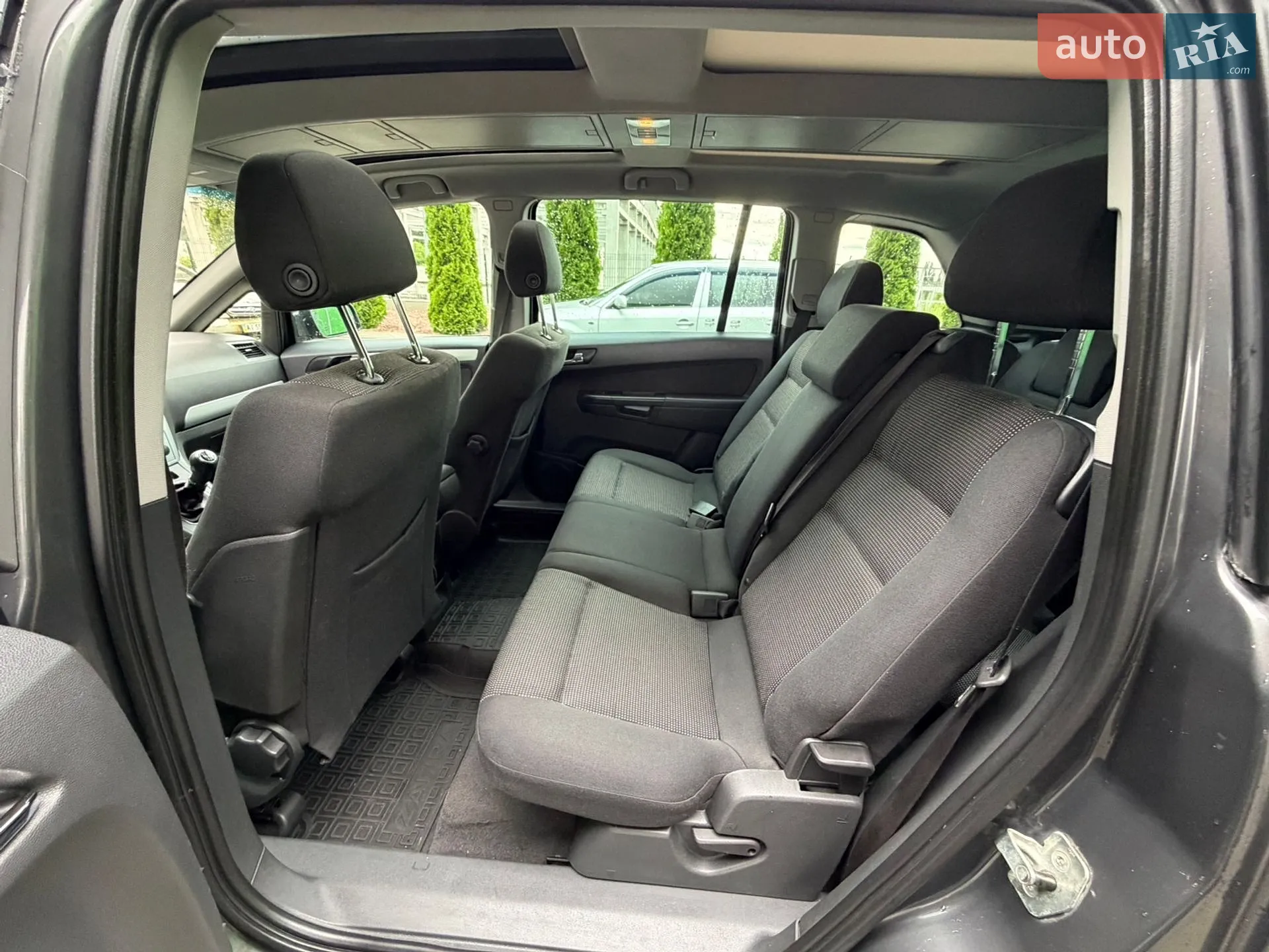 2011 Opel Zafira - мініатюра 26