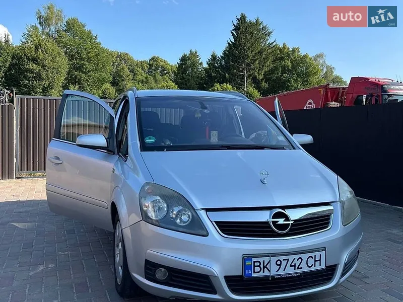 Opel Zafira
