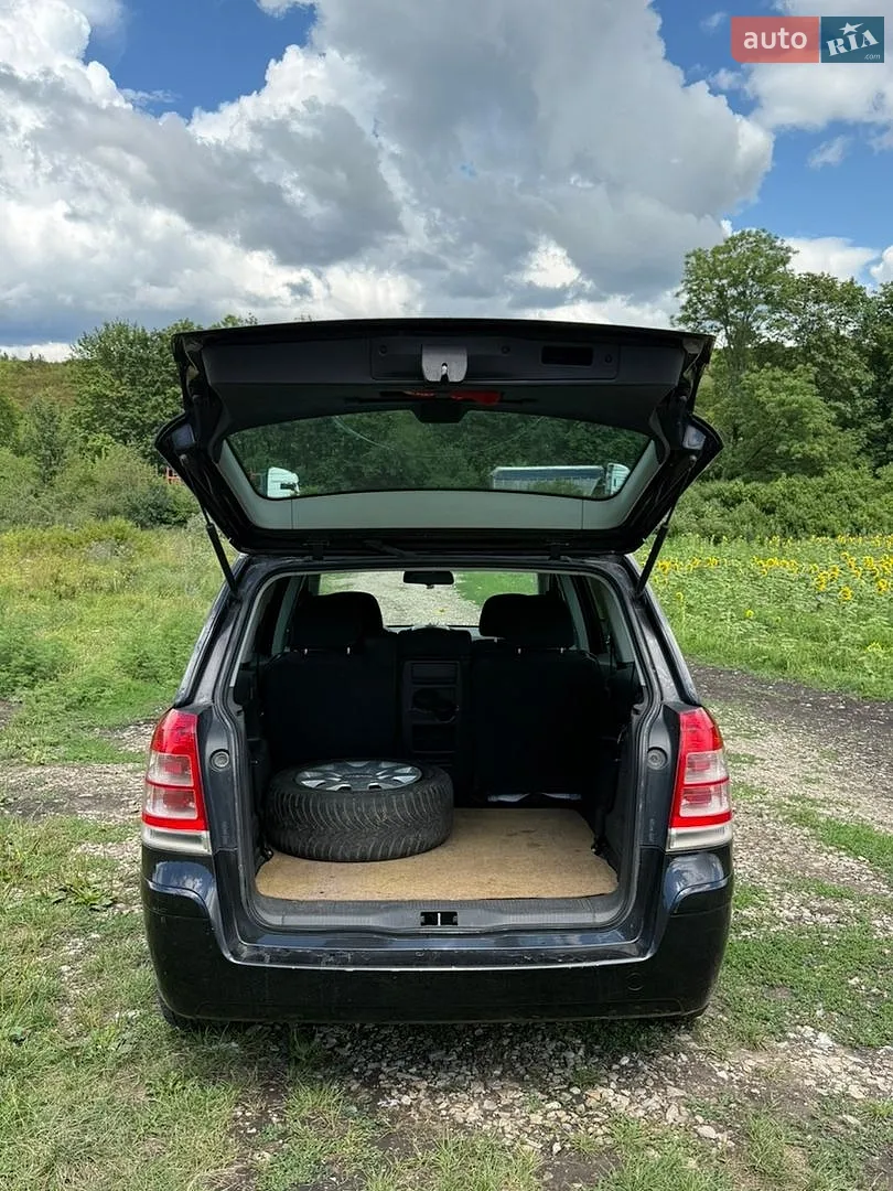 2011 Opel Zafira - мініатюра 11