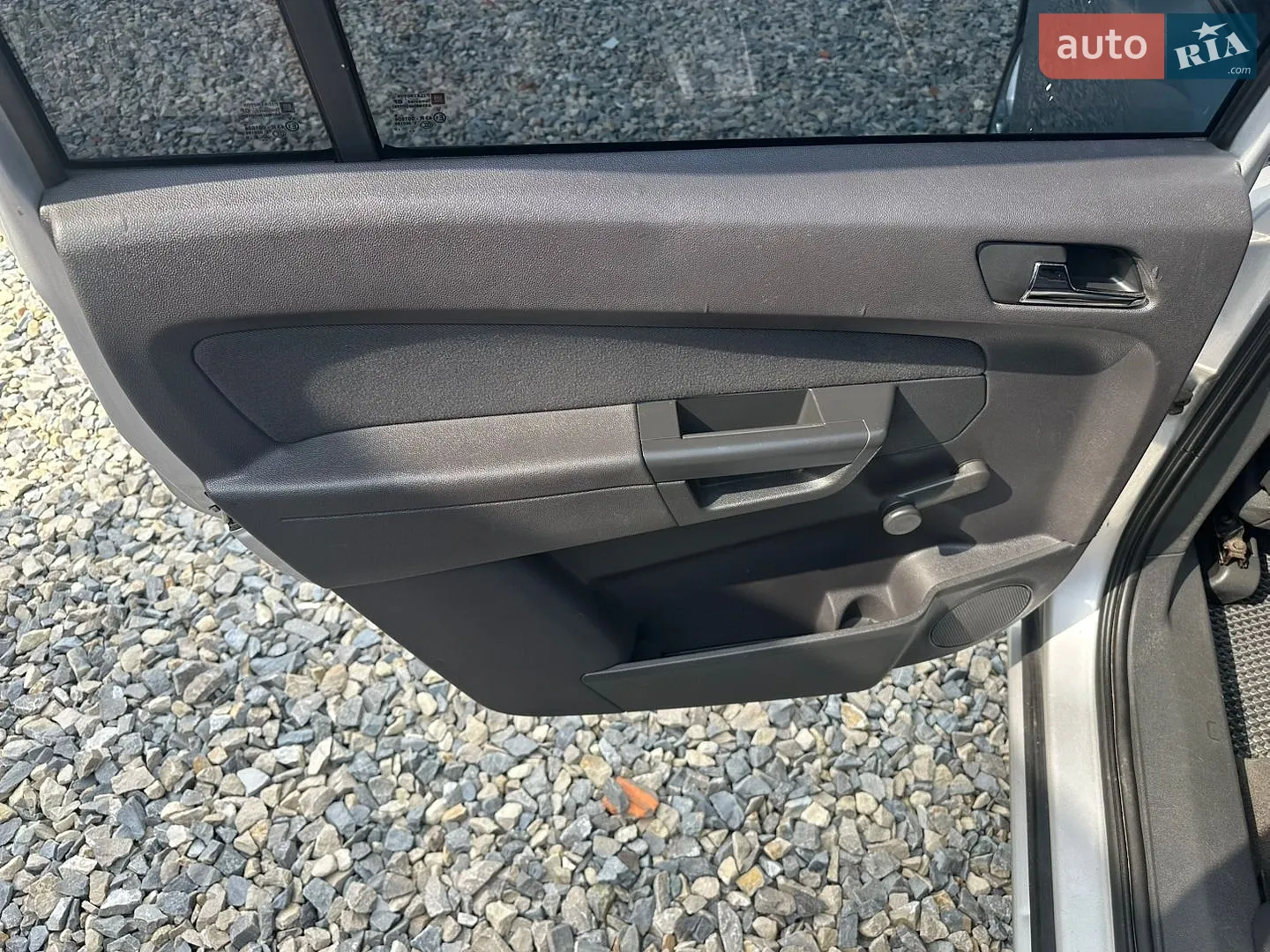 2010 Opel Zafira - мініатюра 18
