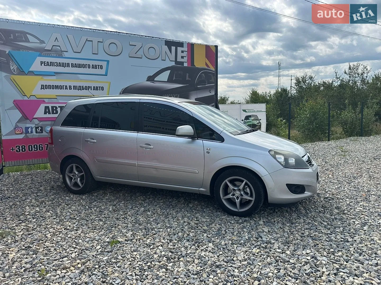 2010 Opel Zafira - мініатюра 29