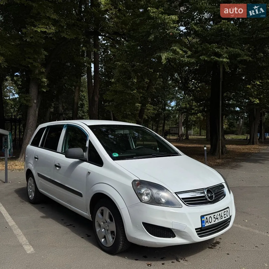 2010 Opel Zafira - мініатюра 2