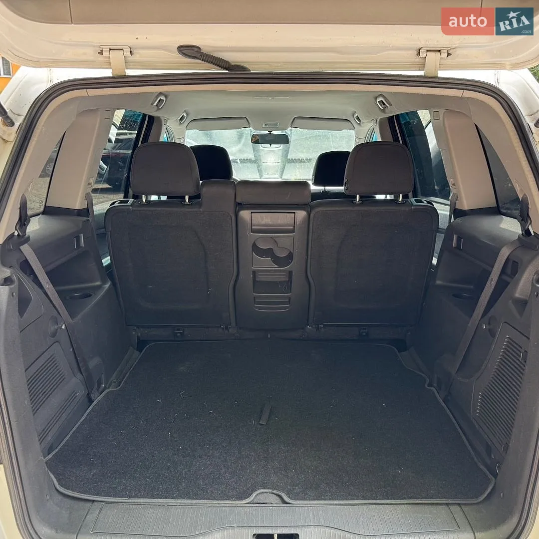 2010 Opel Zafira - мініатюра 11