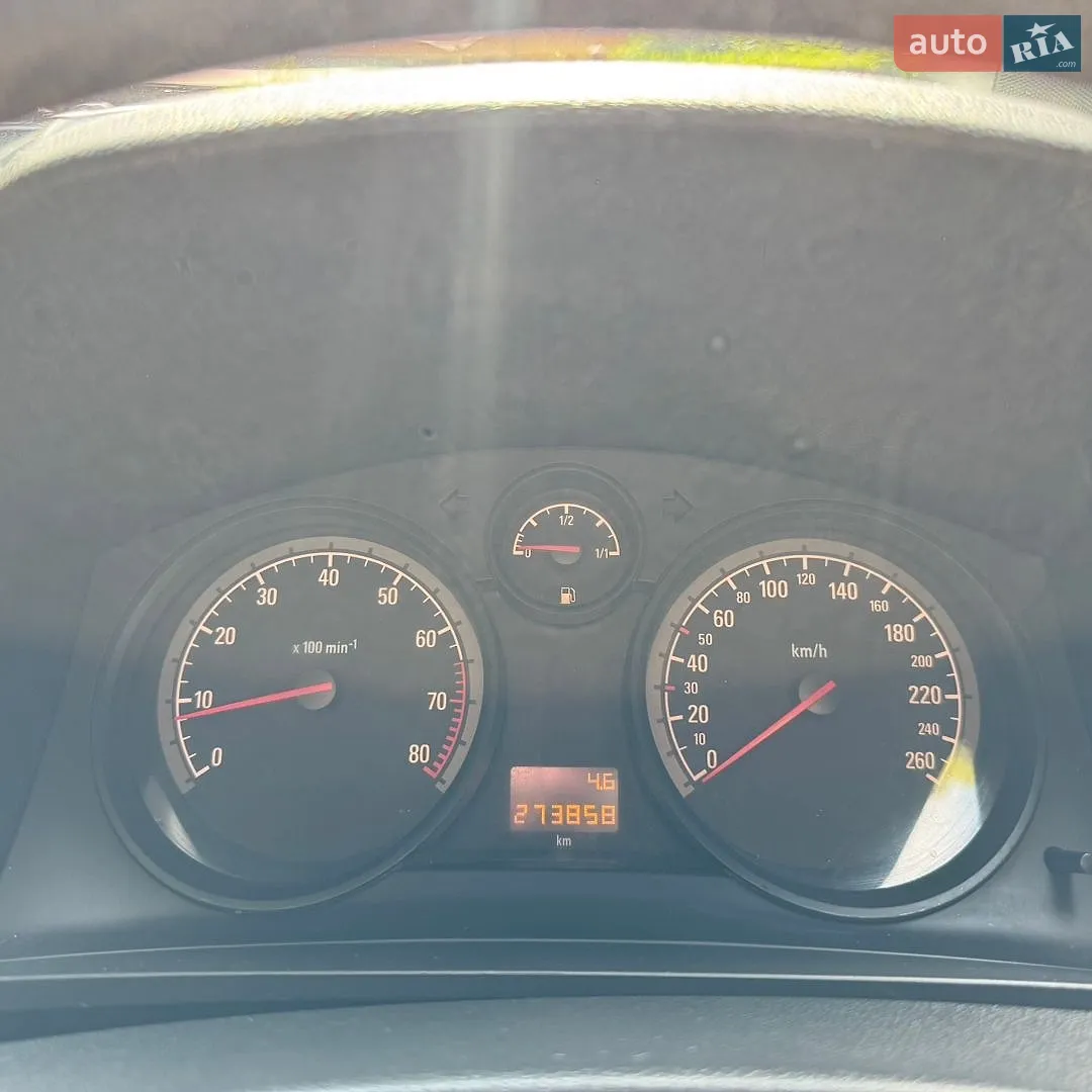 2010 Opel Zafira - мініатюра 14
