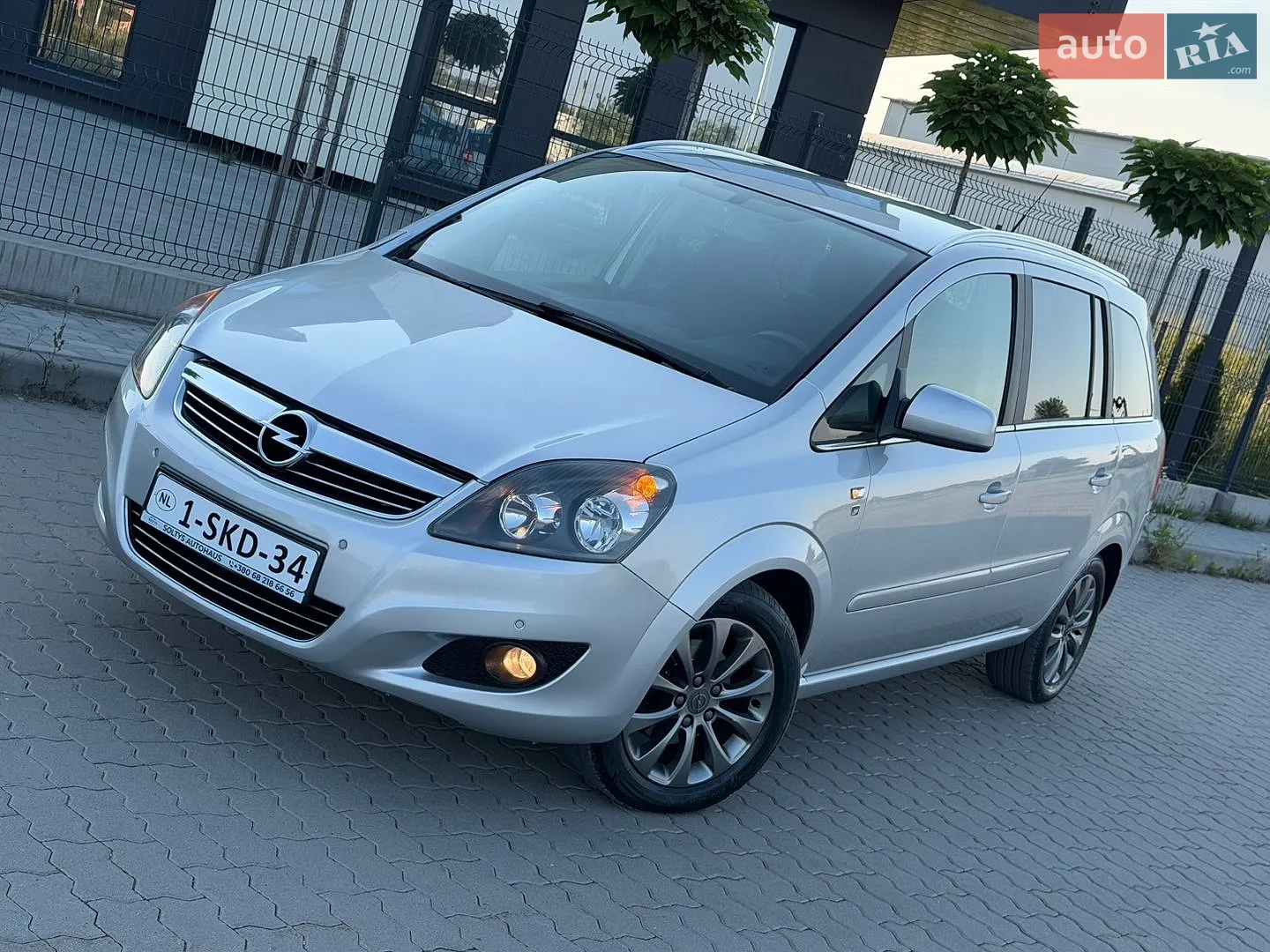 2011 Opel Zafira - мініатюра 2