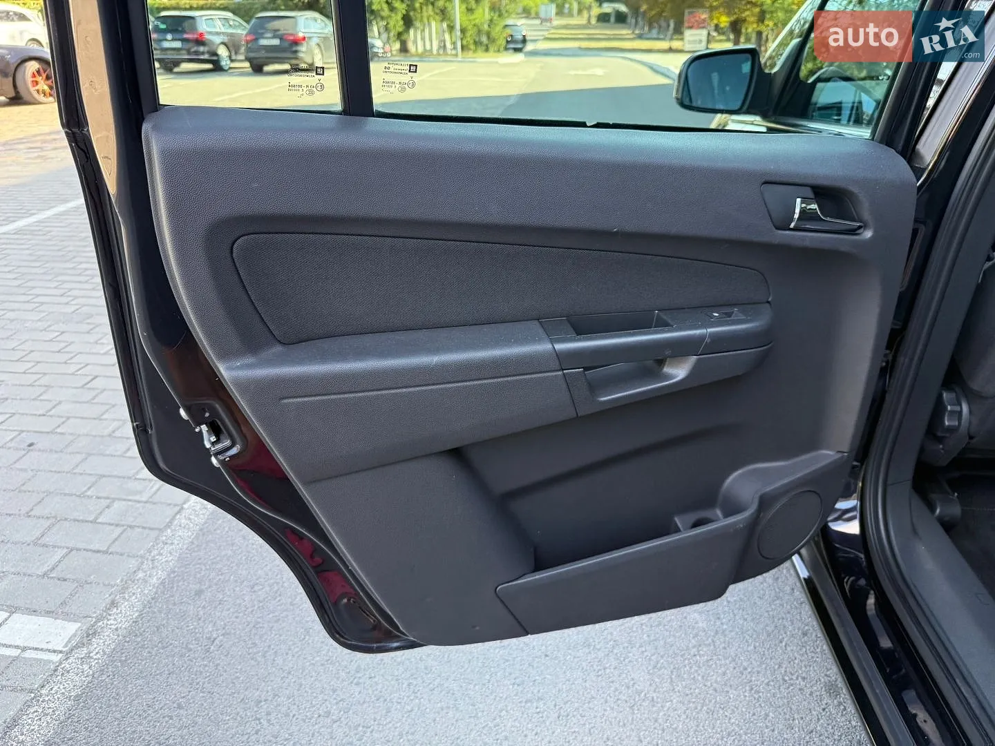 2011 Opel Zafira - мініатюра 21