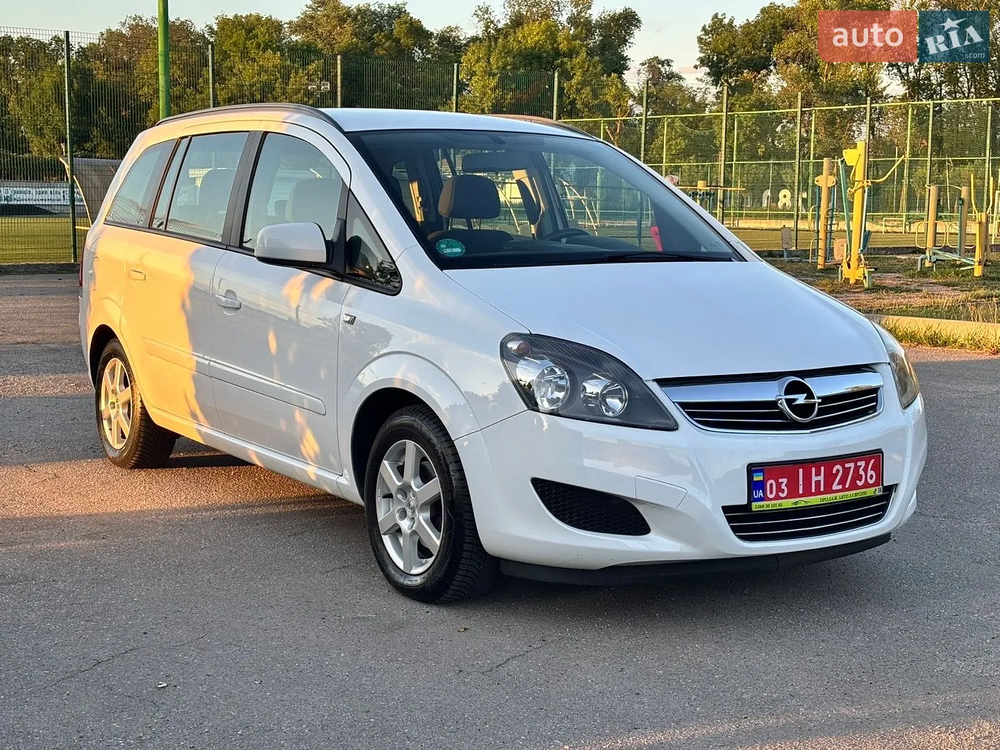 2012 Opel Zafira - мініатюра 2
