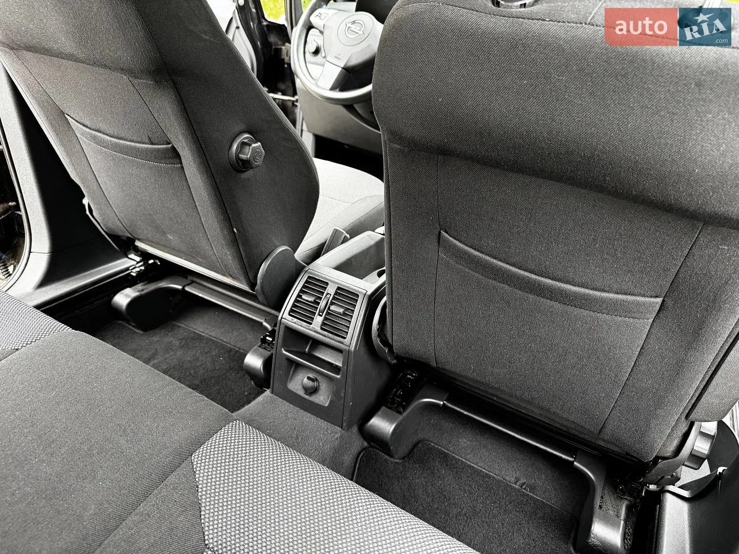 2010 Opel Zafira - мініатюра 73