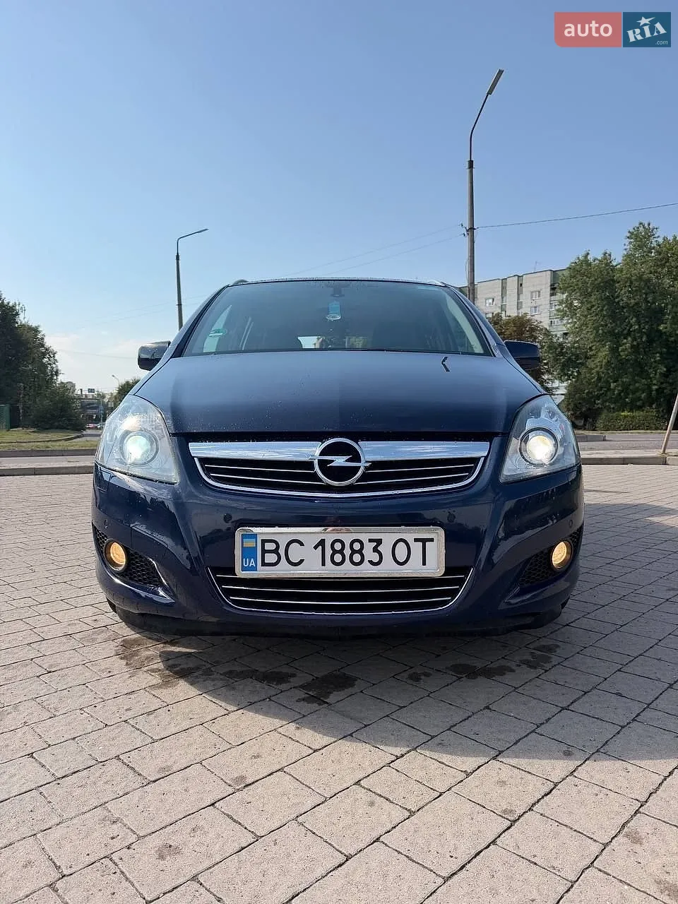 2011 Opel Zafira - фото 1