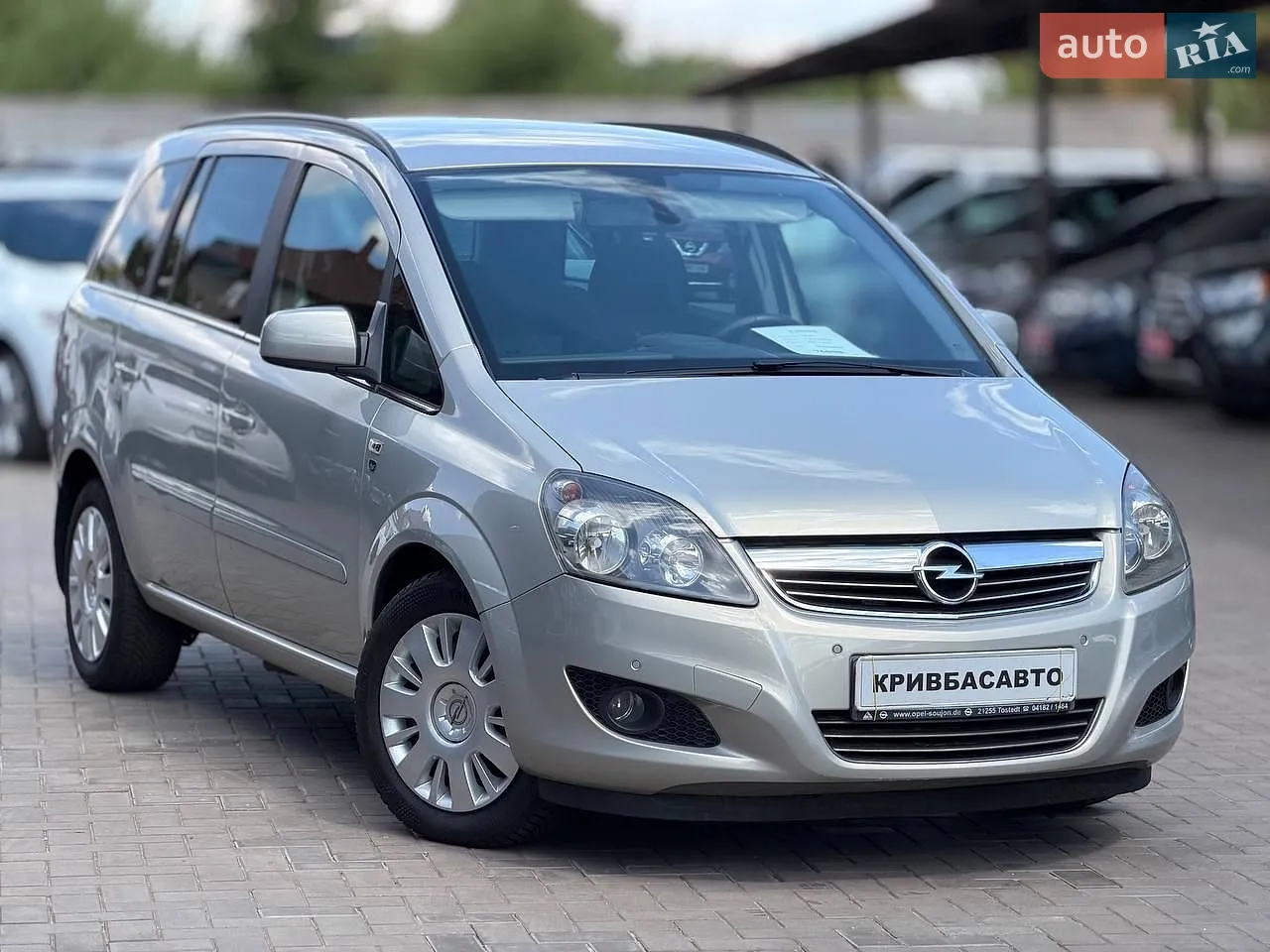 2010 Opel Zafira - фото 1