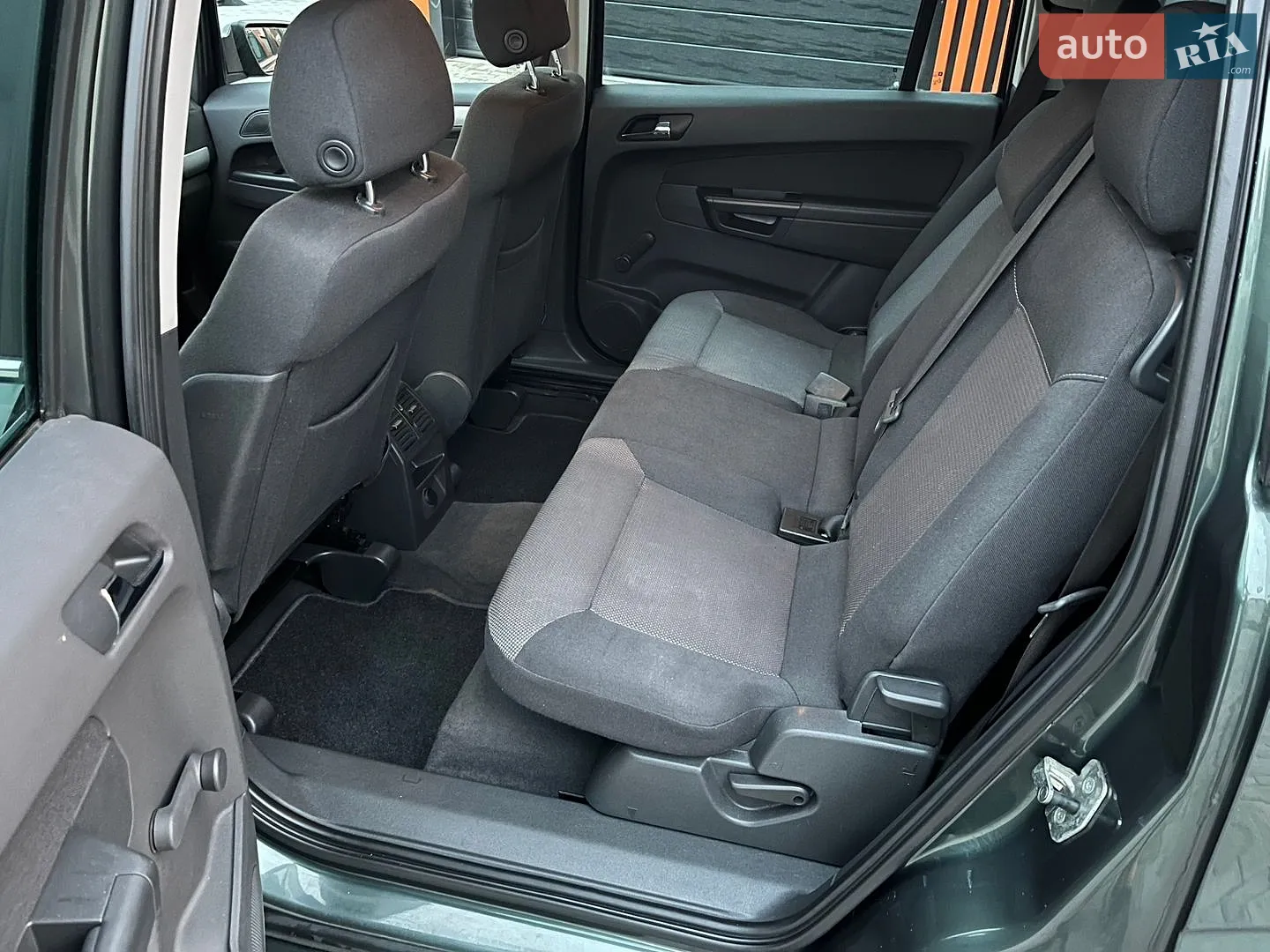 2011 Opel Zafira - мініатюра 21
