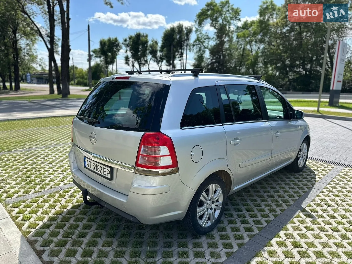 2011 Opel Zafira - мініатюра 21