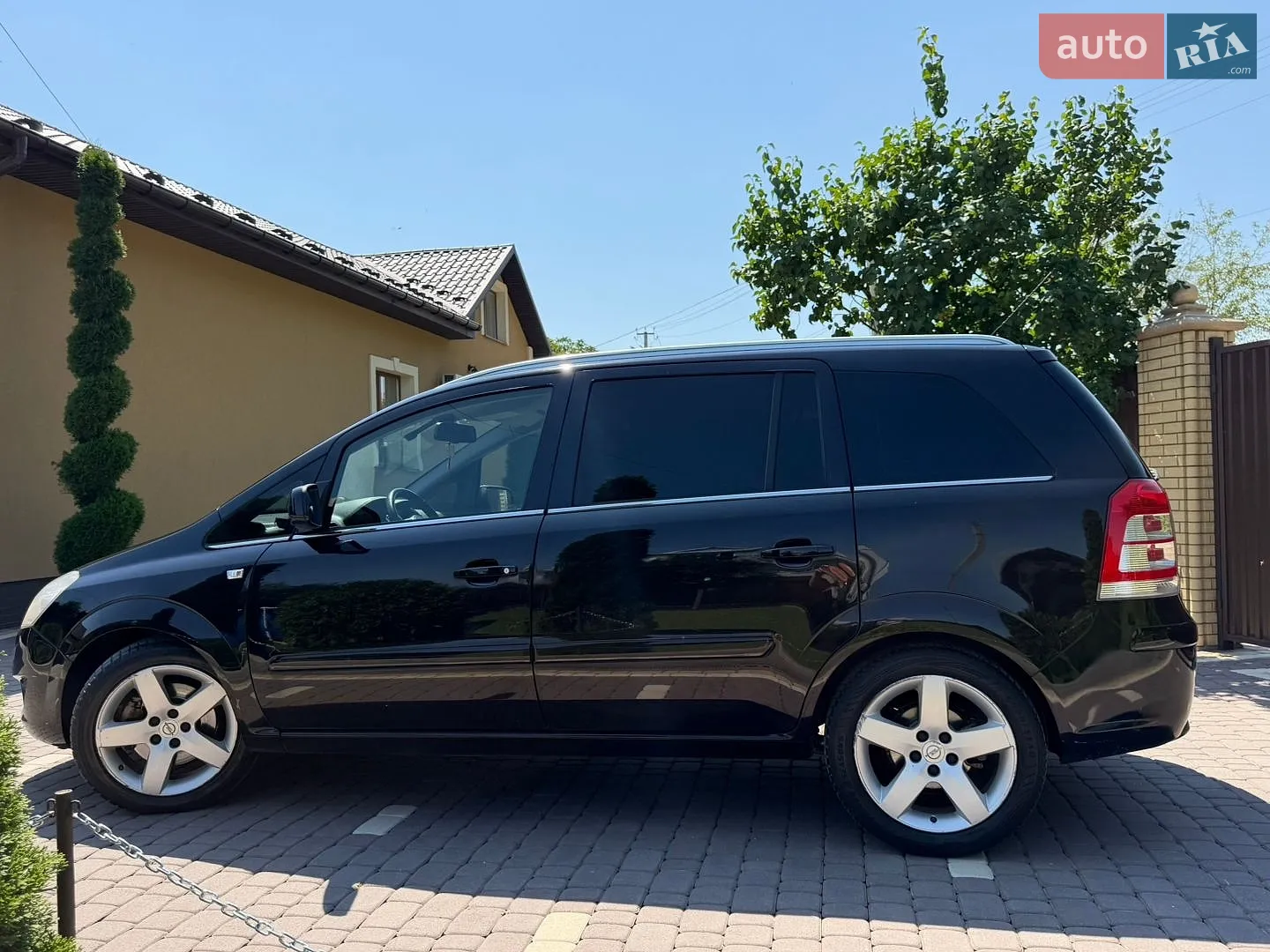 2010 Opel Zafira - мініатюра 9