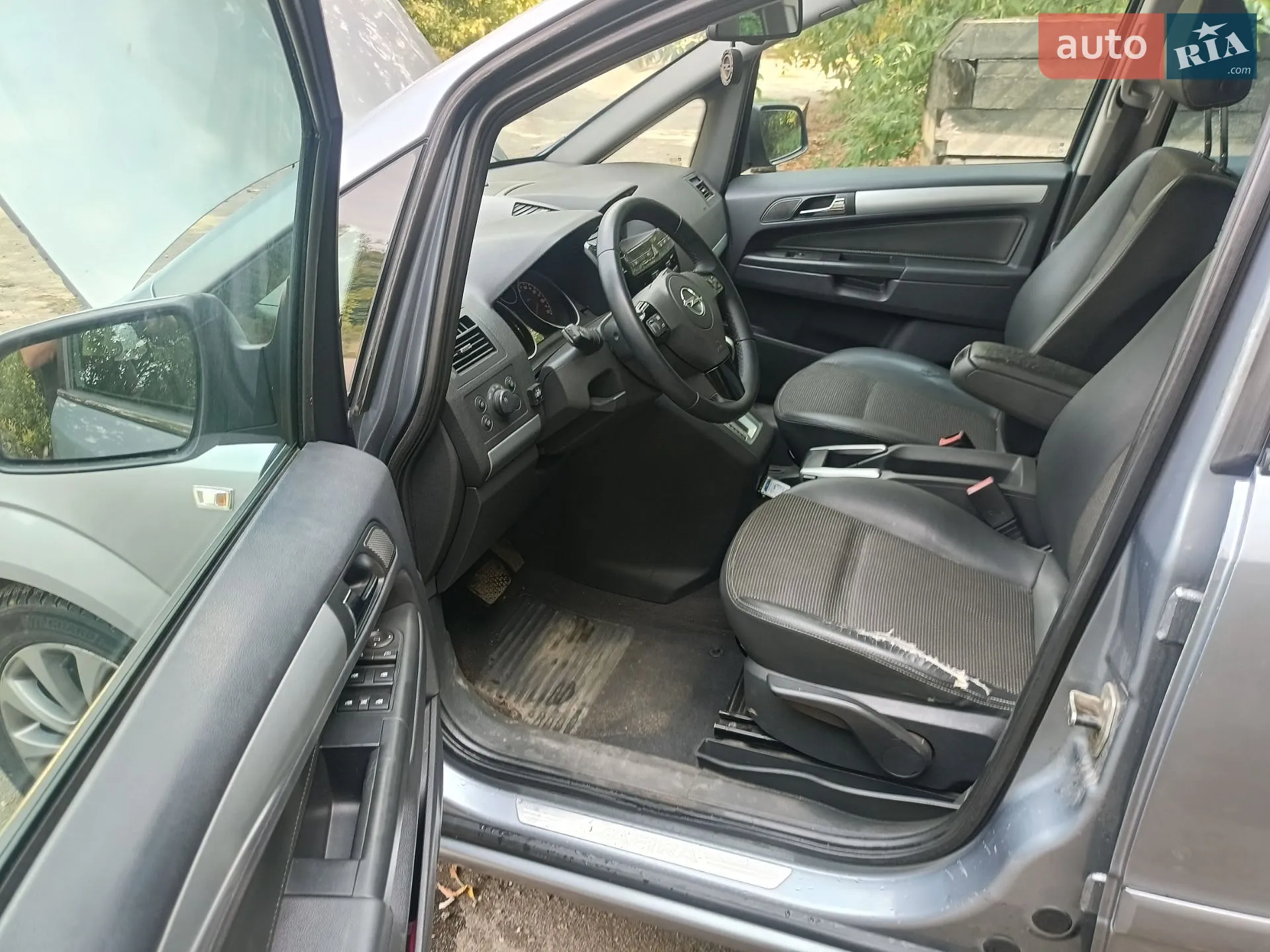 2010 Opel Zafira - мініатюра 9