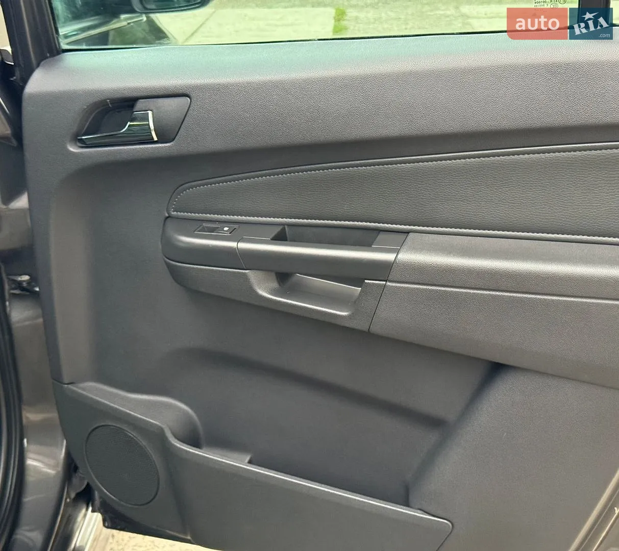 2011 Opel Zafira - мініатюра 71
