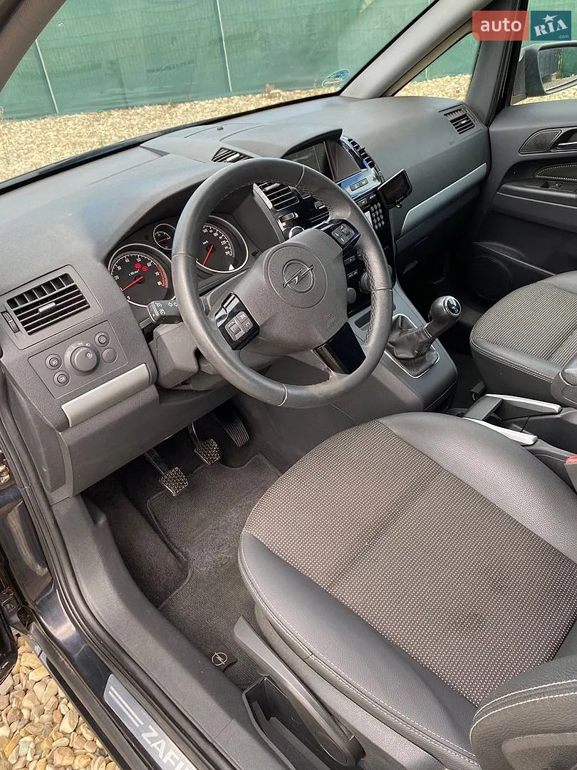 2010 Opel Zafira - мініатюра 11