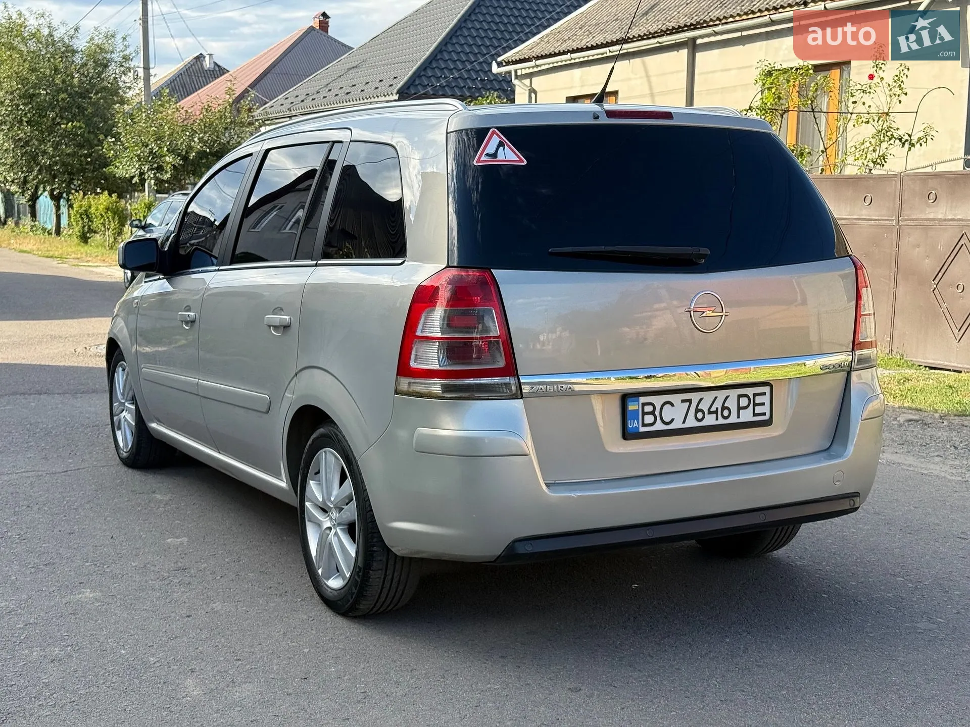 2010 Opel Zafira - мініатюра 13