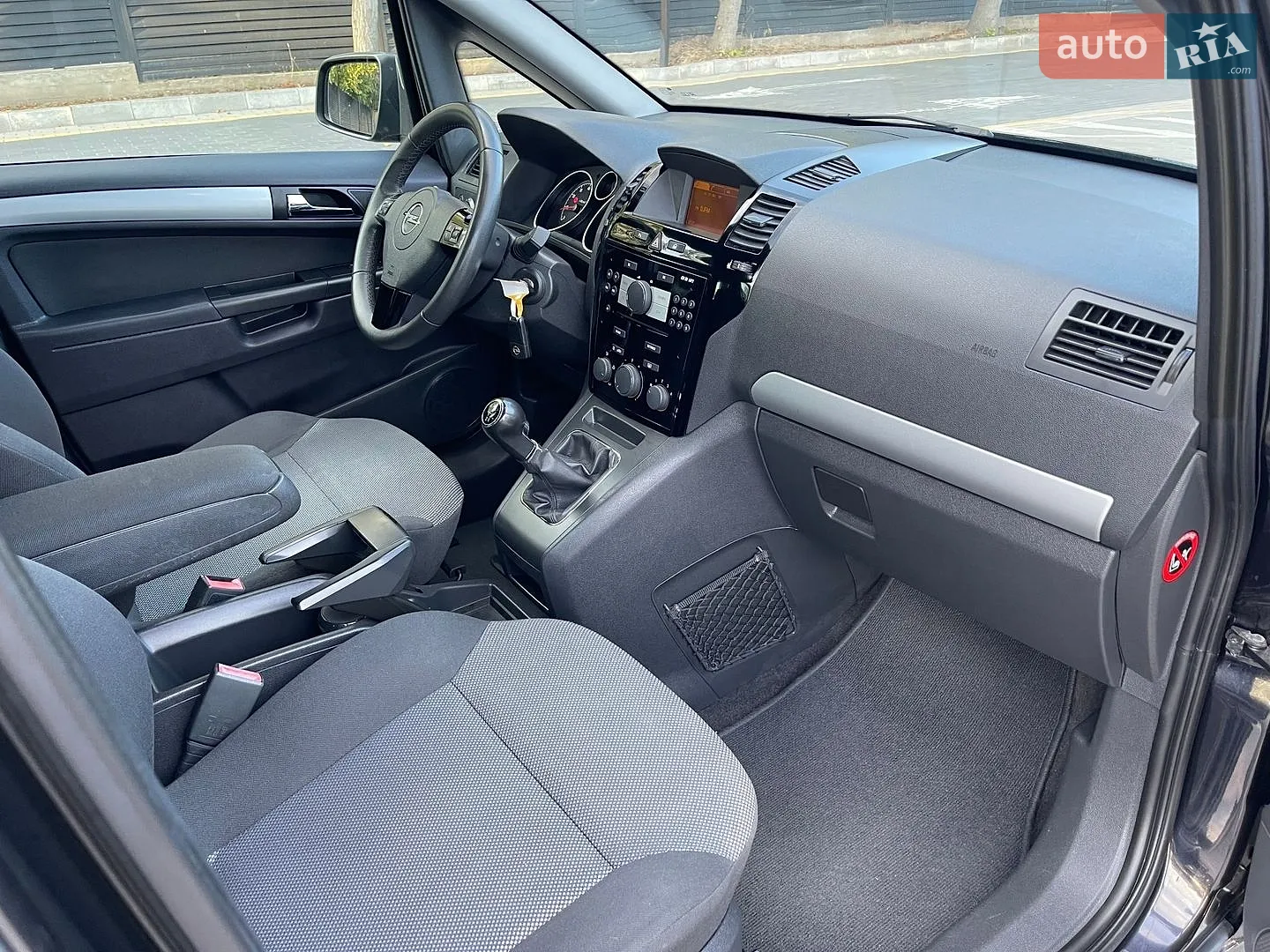 2011 Opel Zafira - мініатюра 31