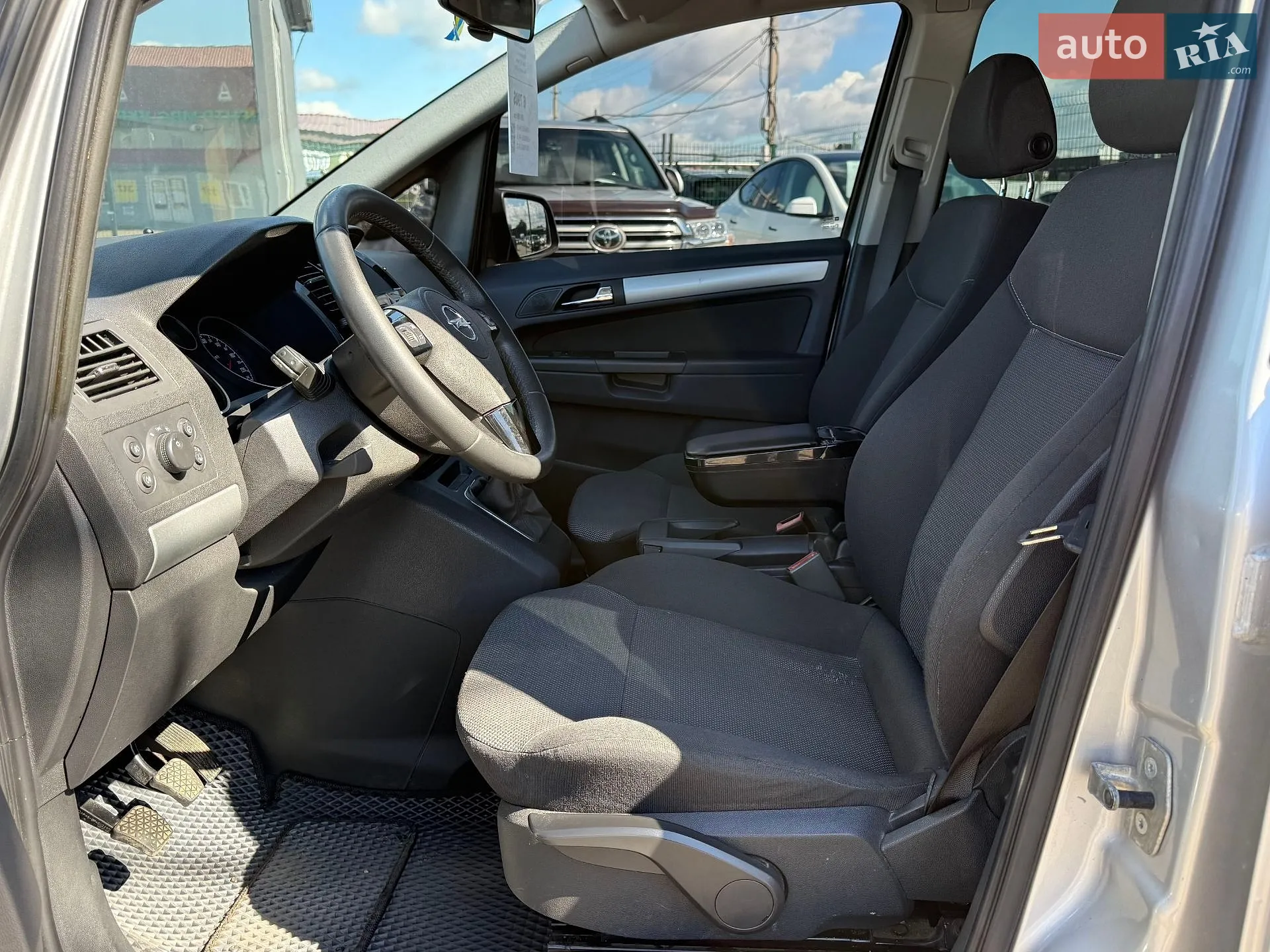 2011 Opel Zafira - мініатюра 13
