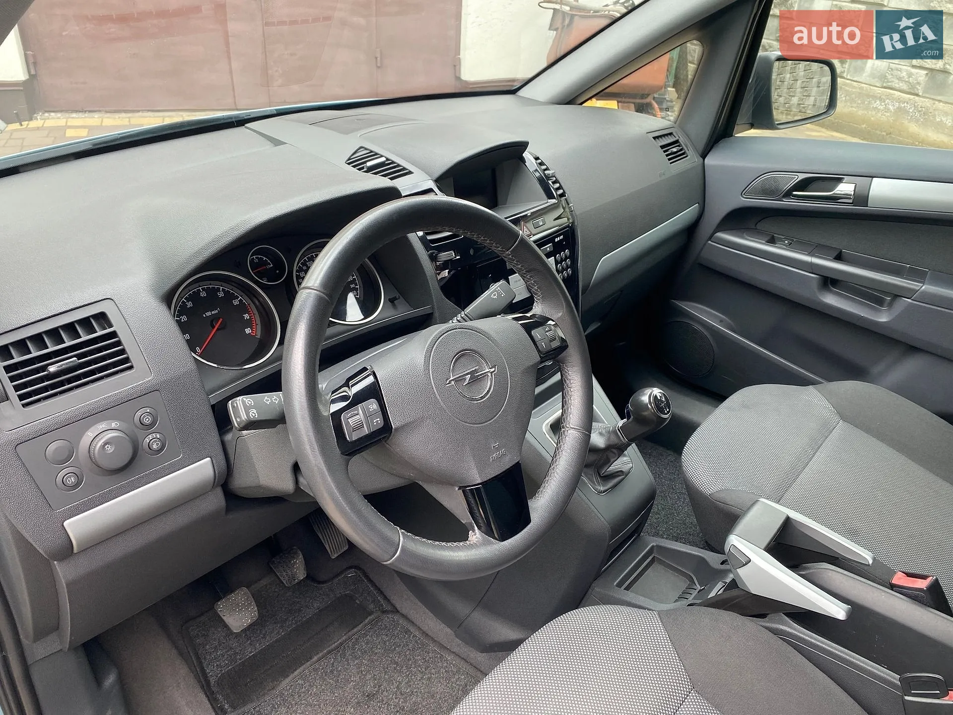 2010 Opel Zafira - мініатюра 11