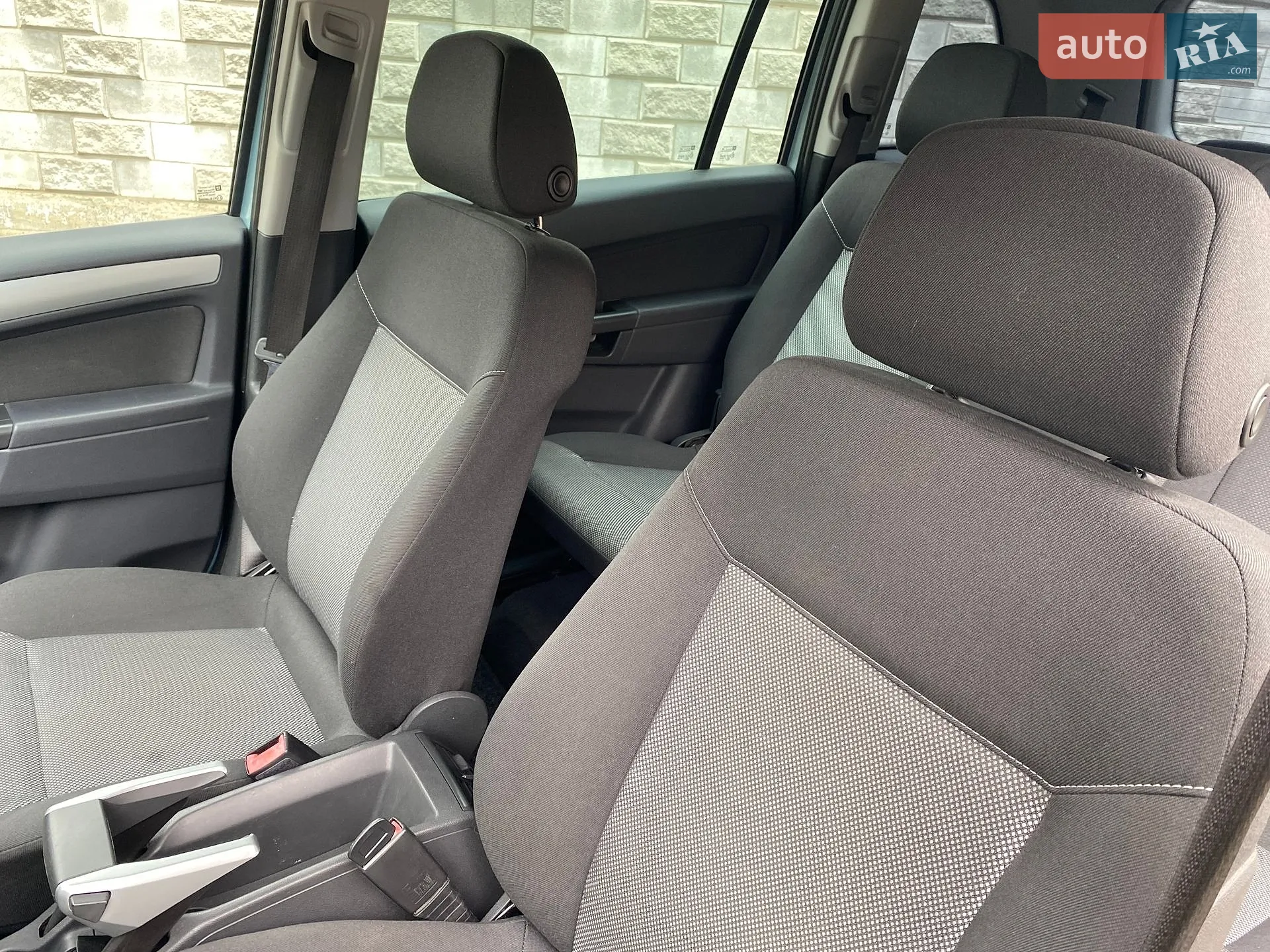 2010 Opel Zafira - мініатюра 12