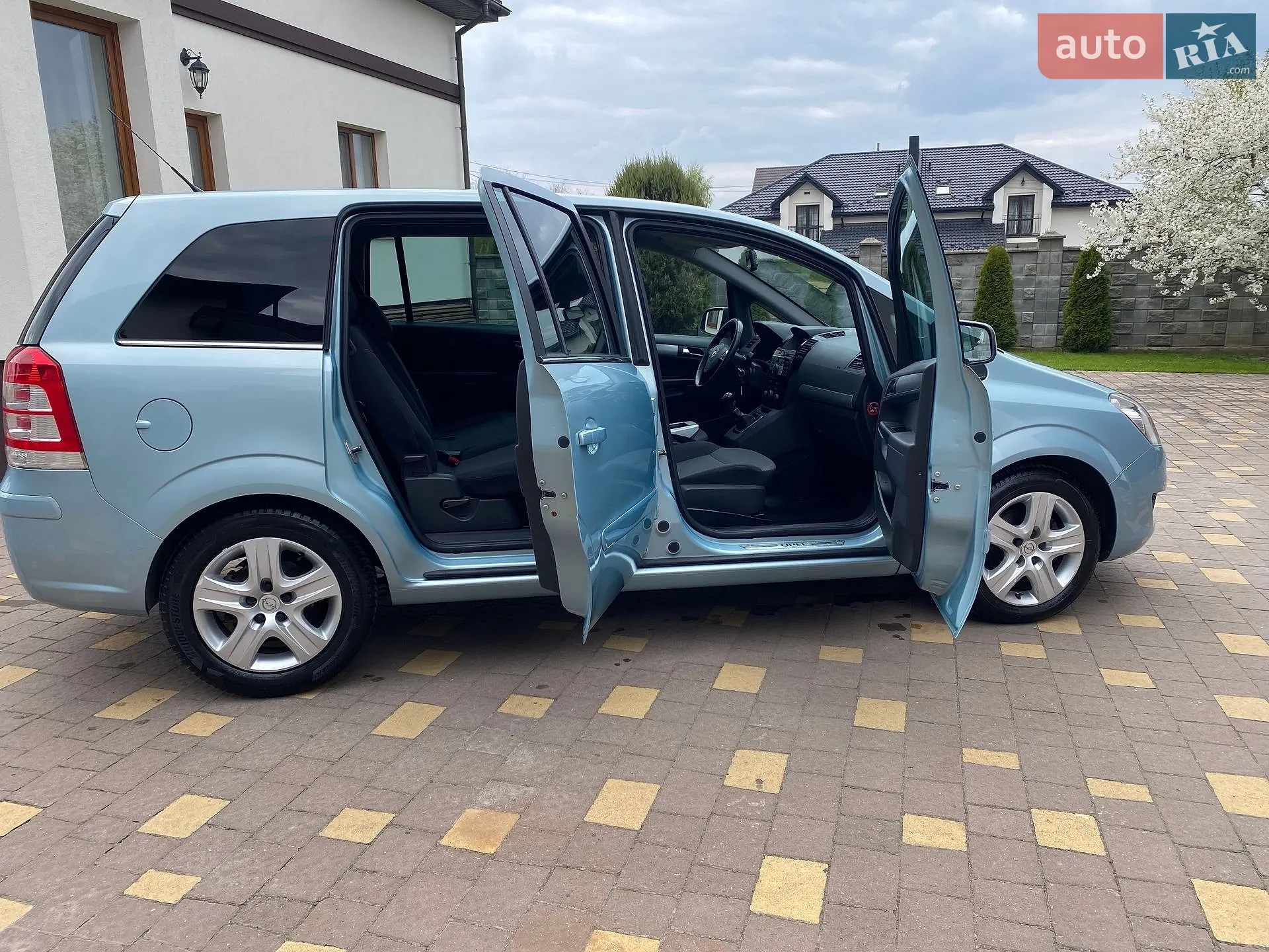 2010 Opel Zafira - мініатюра 16
