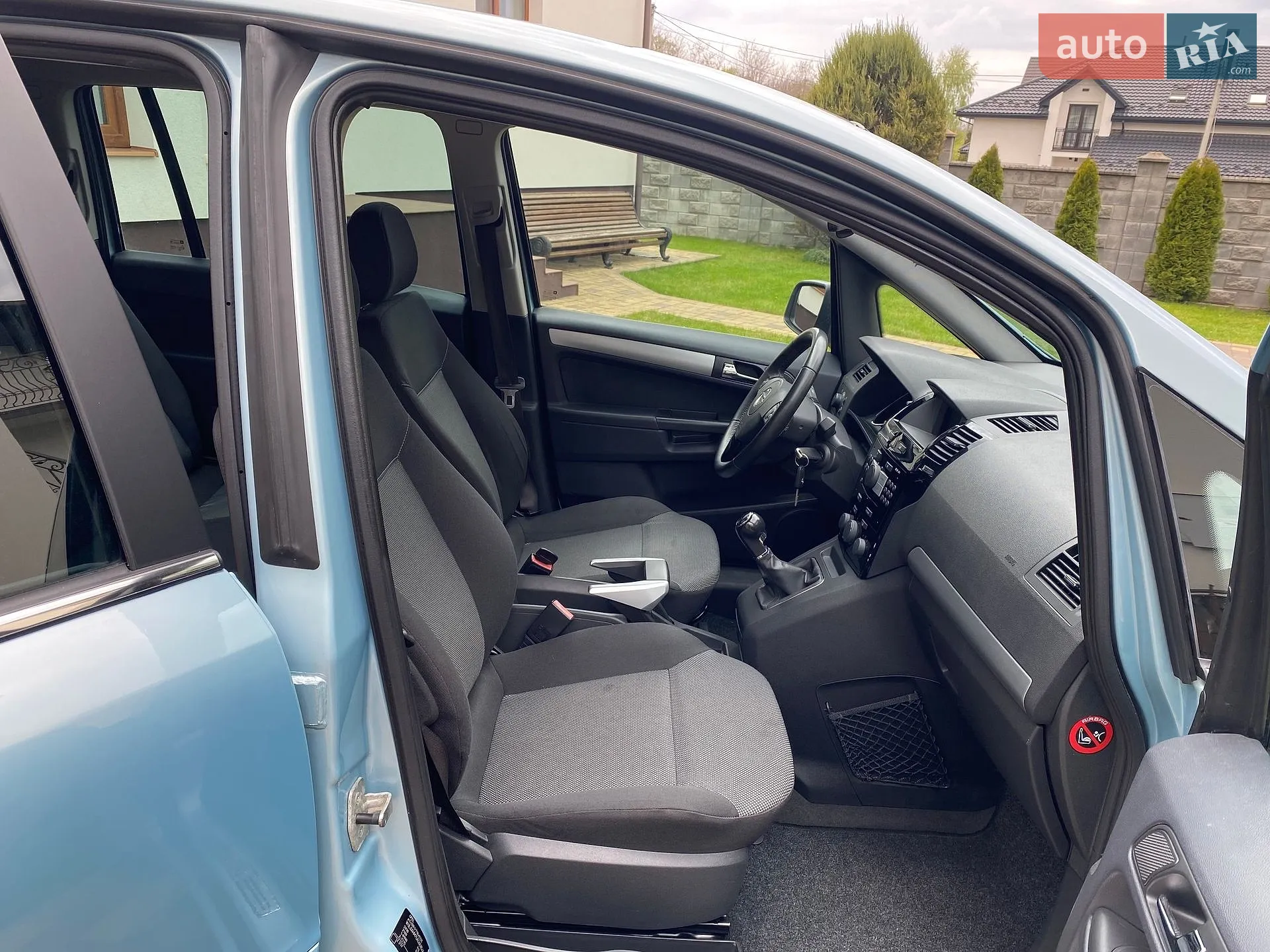 2010 Opel Zafira - мініатюра 17