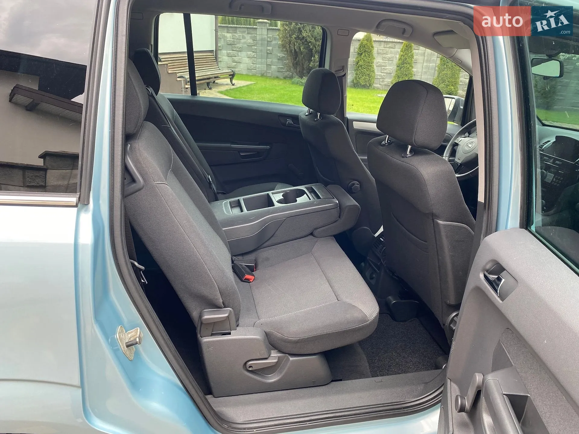 2010 Opel Zafira - мініатюра 21
