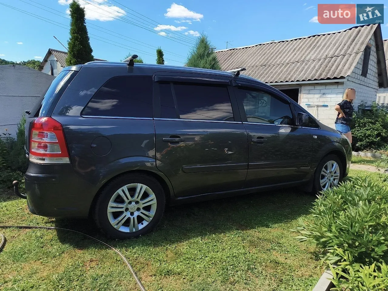 2010 Opel Zafira - мініатюра 2