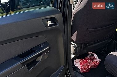 Минивэн Opel Zafira 2010 в Рокитном