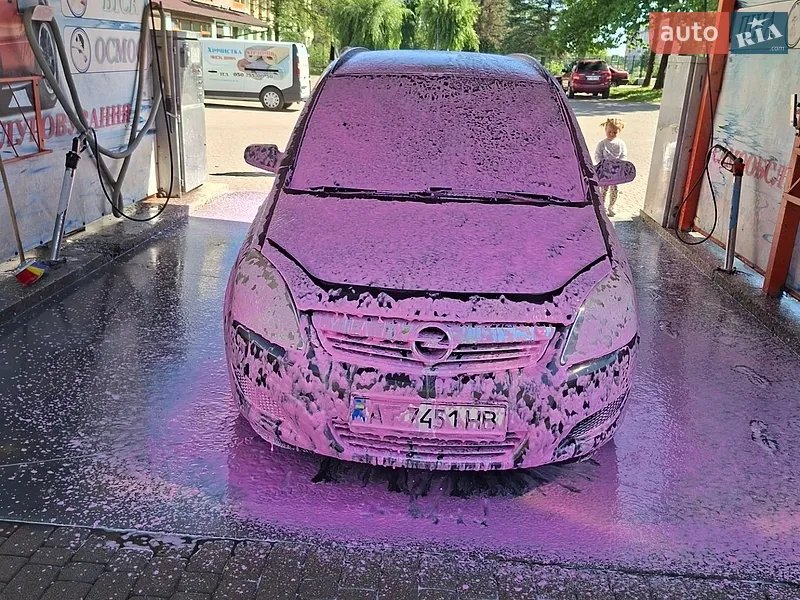 Opel Zafira