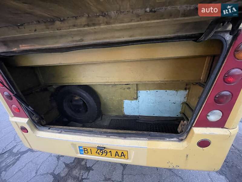 Приміський автобус Otokar Sultan 2004 в Полтаві