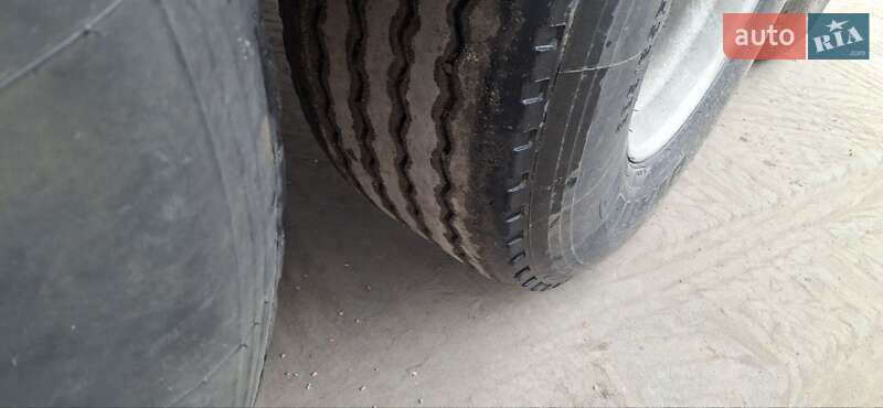 Зерновоз - напівпричіп Ova 380К911 2001 в Дубні