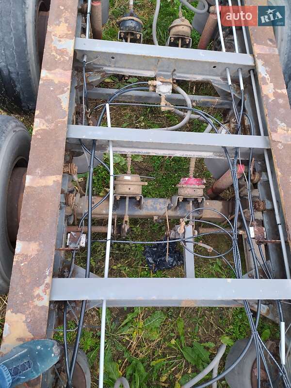 Шасси полуприцеп Pacton 3139 1990 в Луцке