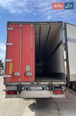 Рефрижератор полуприцеп Pacton T3-002 1999 в 