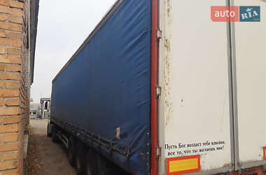 Тентованный борт (штора) - полуприцеп Pacton T3001 2003 в 