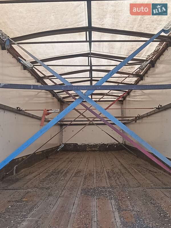 Зерновоз - полуприцеп Pacton T3001 2002 в Маньковке