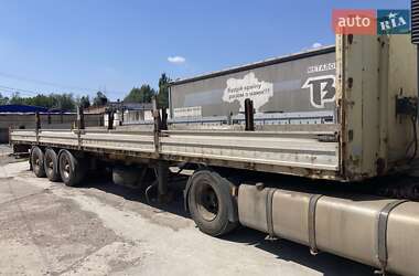 Цистерна напівпричіп Pacton TXD 2003 в Кривому Розі