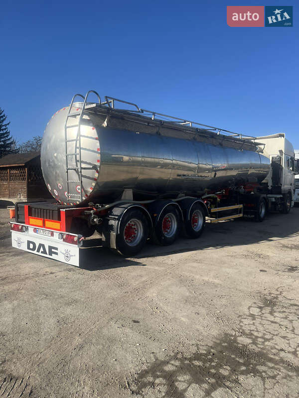 Цистерна полуприцеп Pacton TXL 1994 в Городке