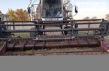 Комбайн зернозбиральний Palesse GS 812 2011 в Хоролі