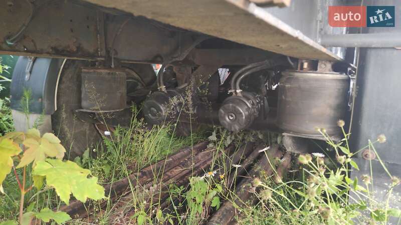 Тентований борт (штора) - напівпричіп Panav SAF 2008 в Надвірній