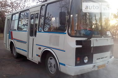 Городской автобус ПАЗ 32051 2005 в Измаиле
