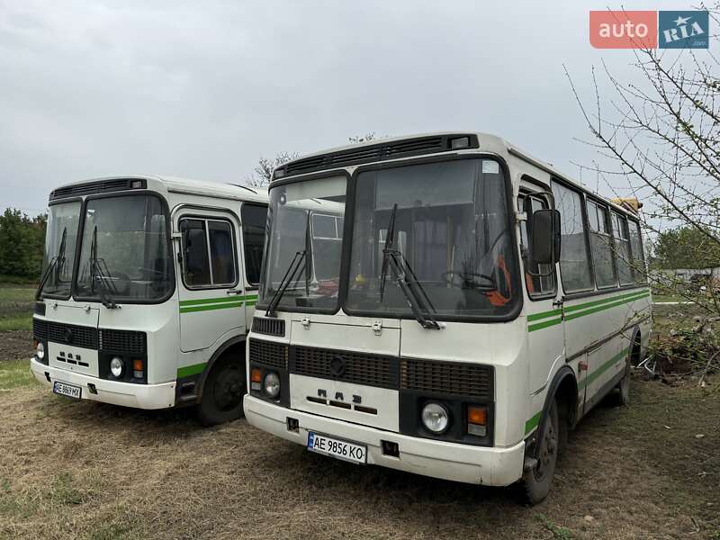 Пригородный автобус ПАЗ 32051 2006 в Кривом Роге