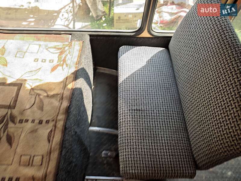 Приміський автобус ПАЗ 32053 2007 в Чернівцях