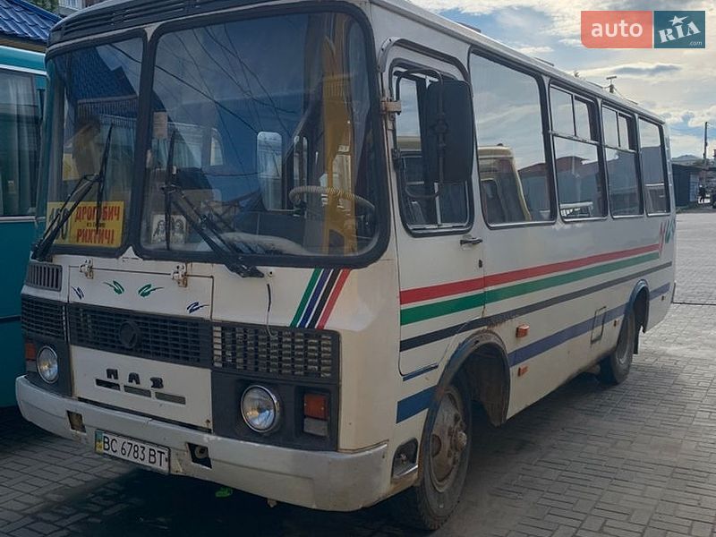 Приміський автобус ПАЗ 32053 2006 в Дрогобичі