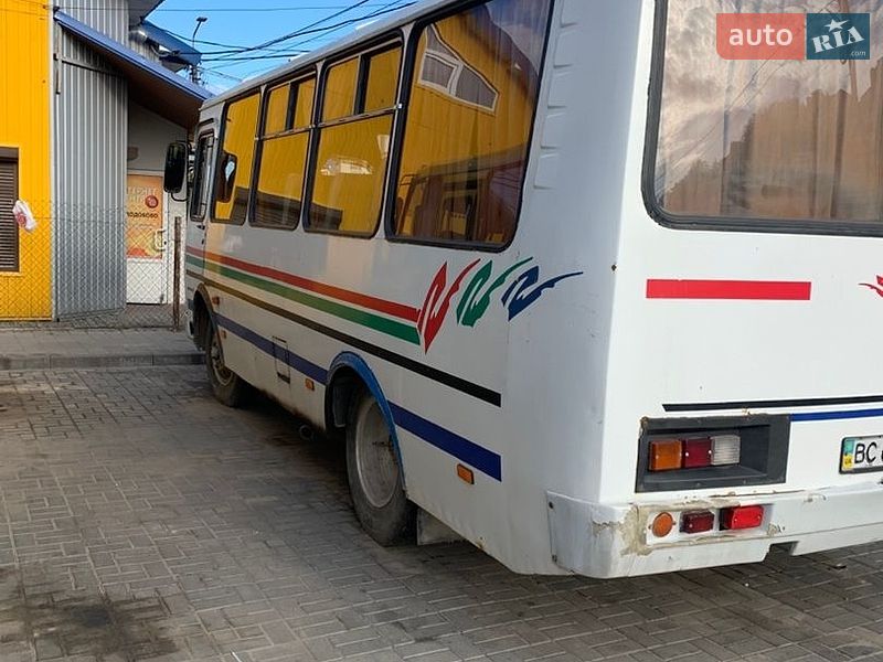 Приміський автобус ПАЗ 32053 2006 в Дрогобичі
