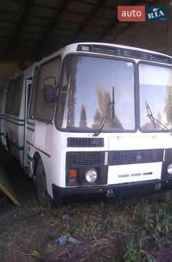 Пригородный автобус ПАЗ 32054 2005 в 